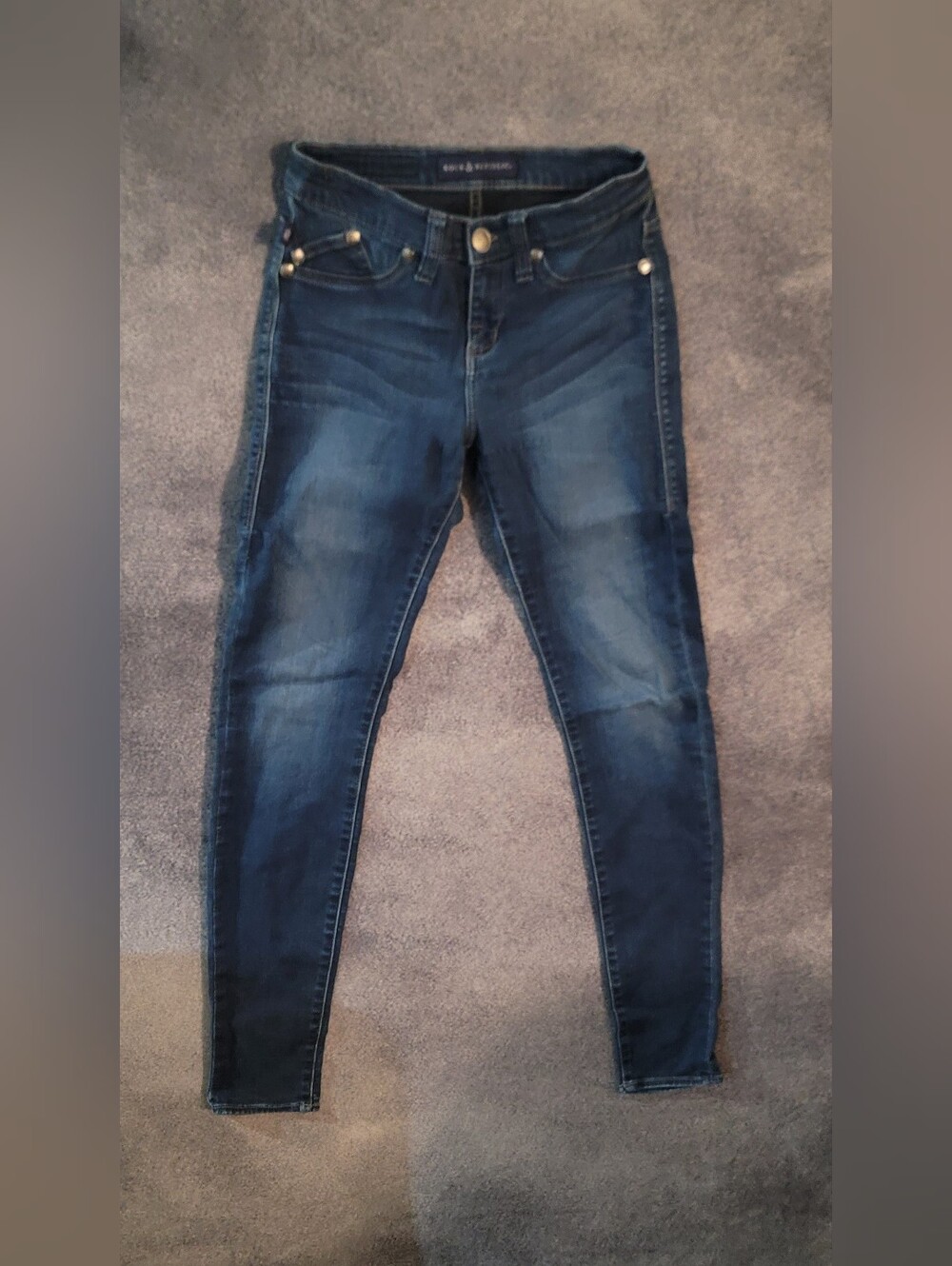 Rock & Republic Whiskers Dark Wash Denim Ombre Blue Jeans low rise size 2